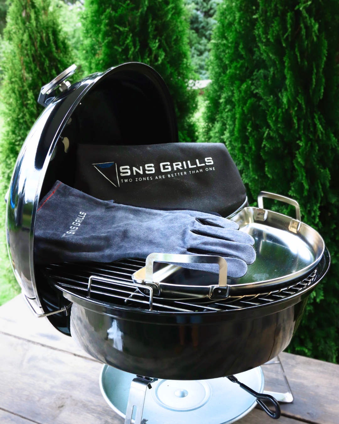 Slow 'N Sear® Home 'N Roam 18" Kettle Premium Bundle