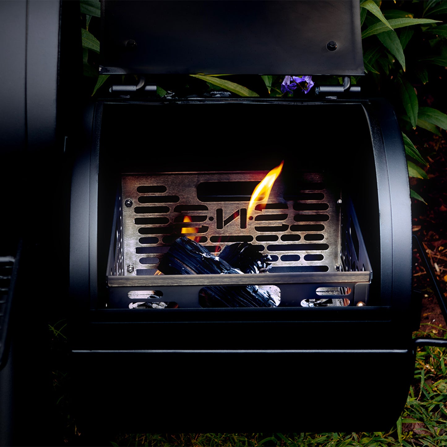 Slow 'N Sear Offset Smoker Charcoal Basket + Water Wall - Moveable Grill Water Reservoir Pan